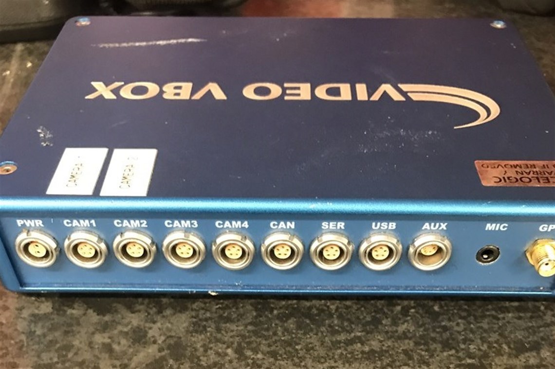 Racecarsdirect.com - Race Logic VBOX Pro System with OLED Display