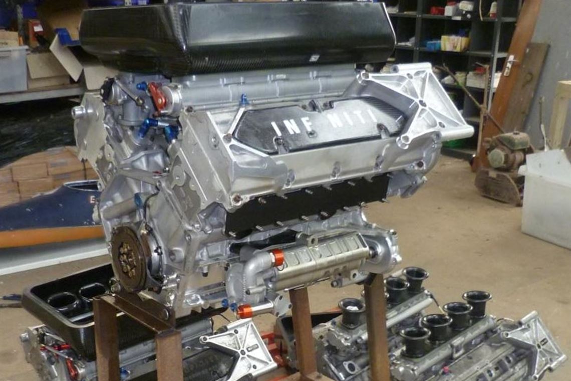 Racecarsdirect.com - Nissan Infiniti Indycar Engine