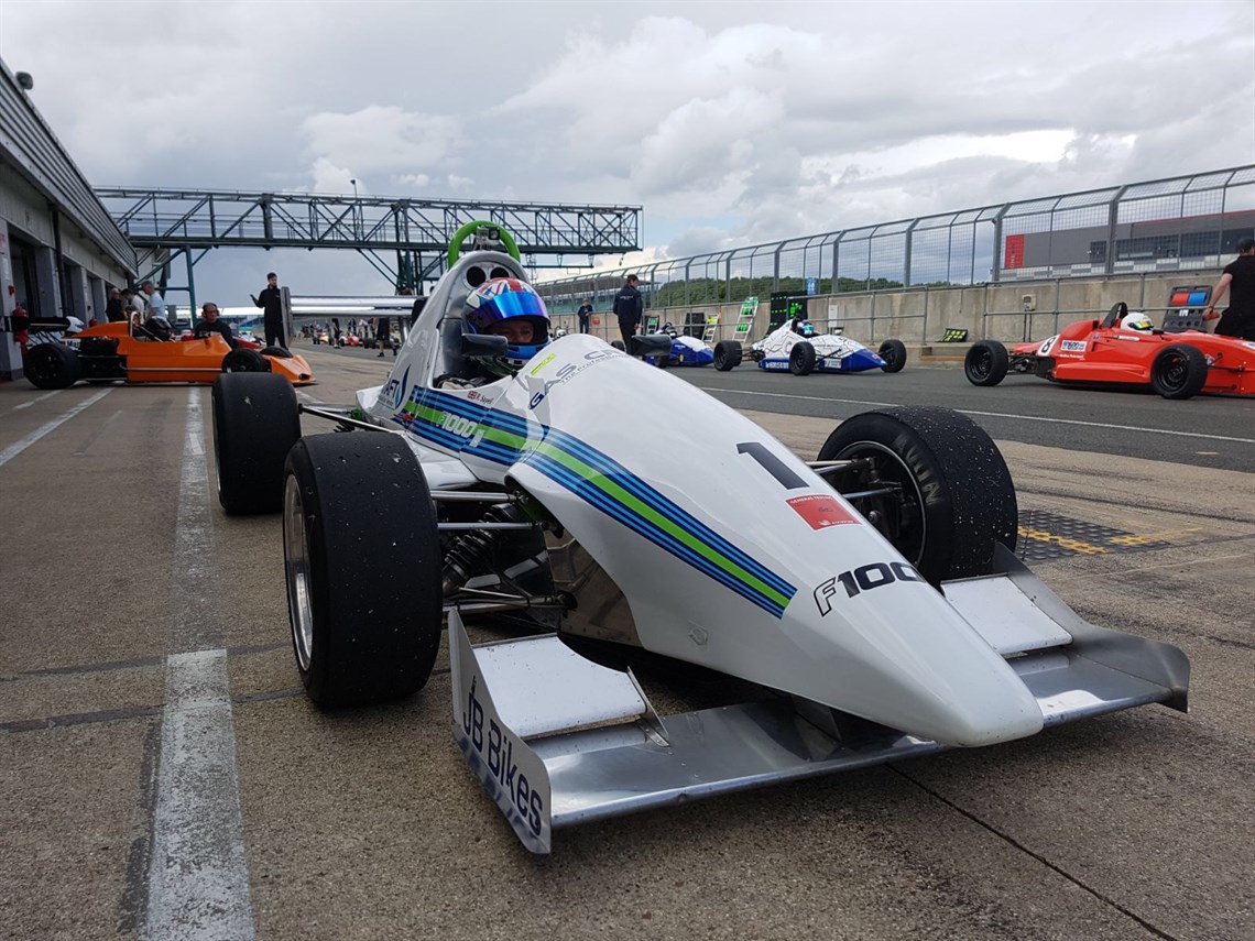 Racecarsdirect.com - Mk6 Jedi (F1000) 2016 championship winning race car