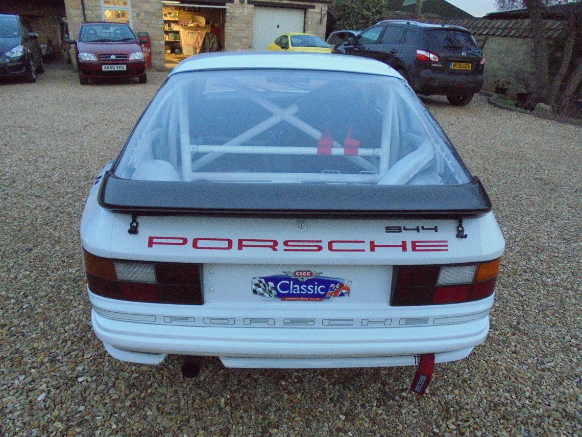porsche-944-s2-race-car-ex-porsche-club