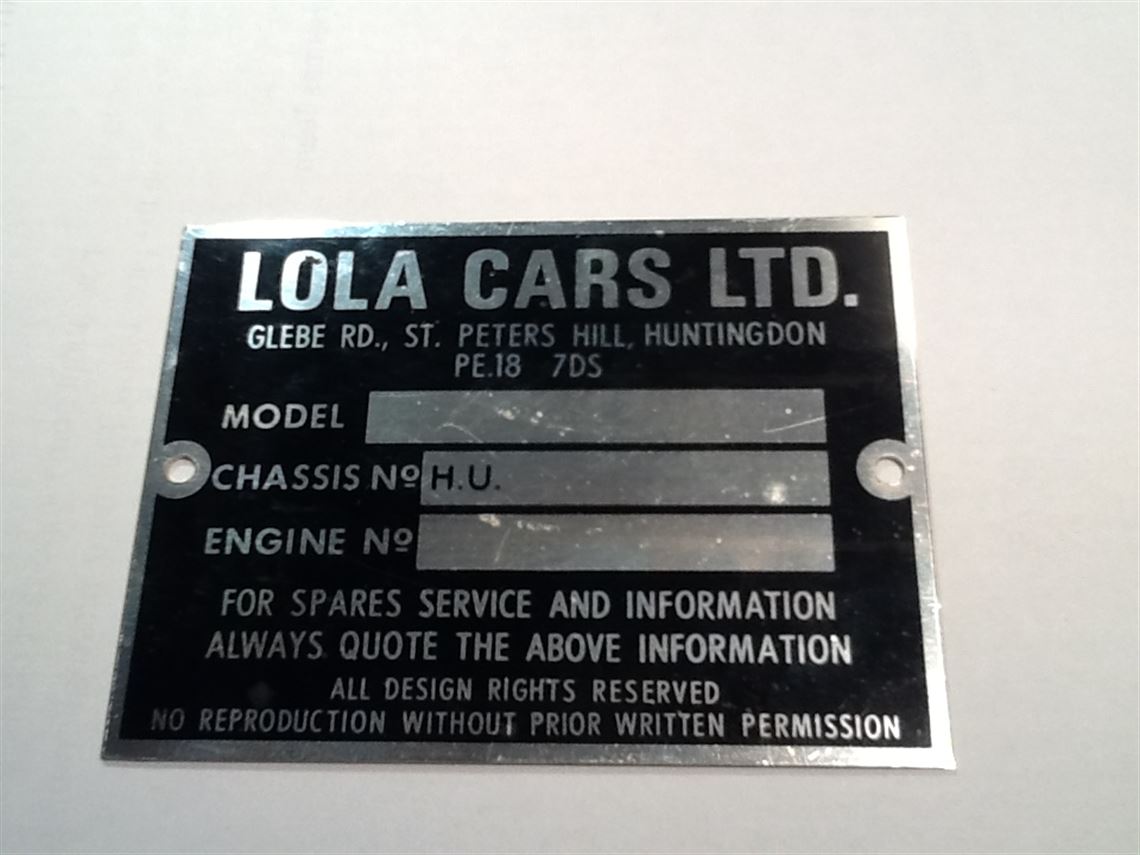 lola-chassis-plate
