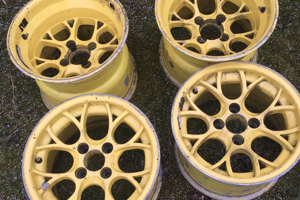 Racecarsdirect.com - Compomotive CXR & Revolution rims - 4.0