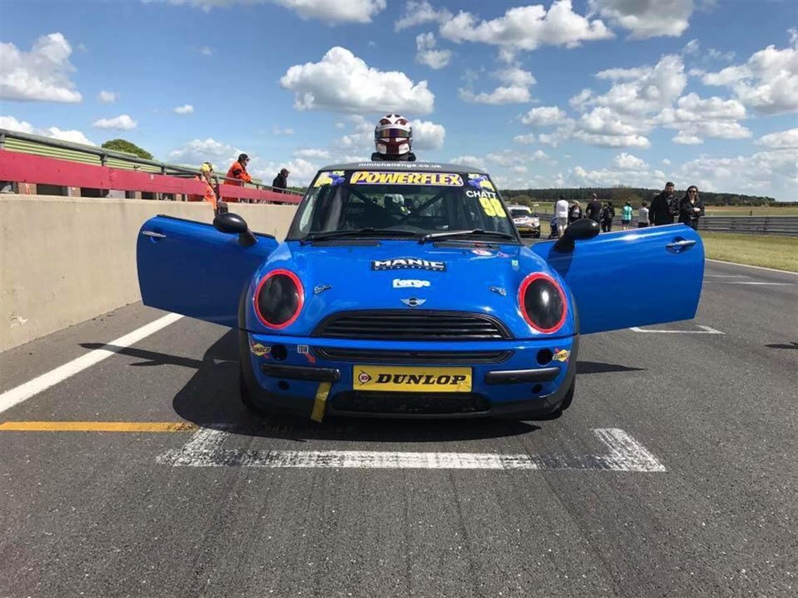 Racecarsdirect.com - Pro class Mini Cooper