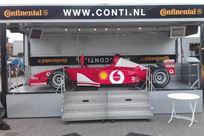 full-size-formula-1-race-sim-and-trailer