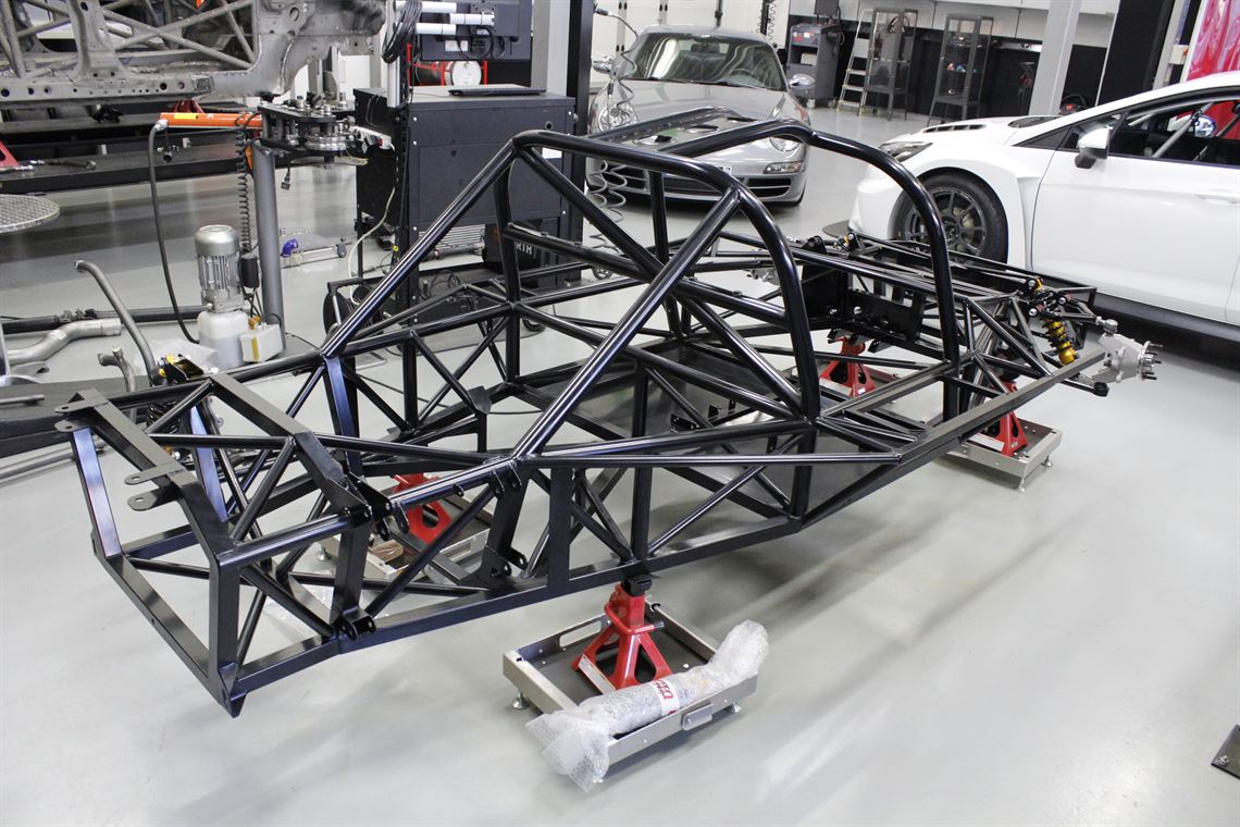 ultima-evo-rolling-chassis