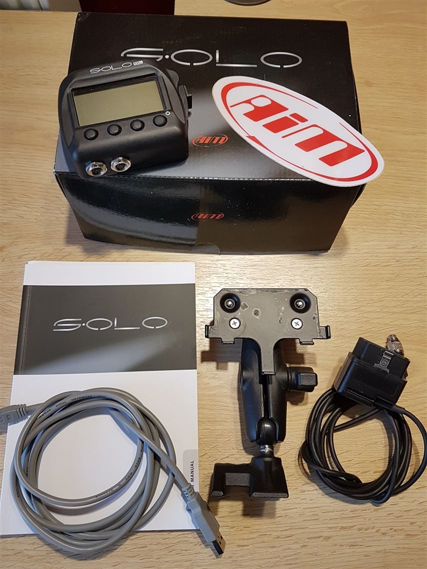 Racecarsdirect Complete AIM Data Logger video Setup Racecarsdirect complete aim data logger video setup