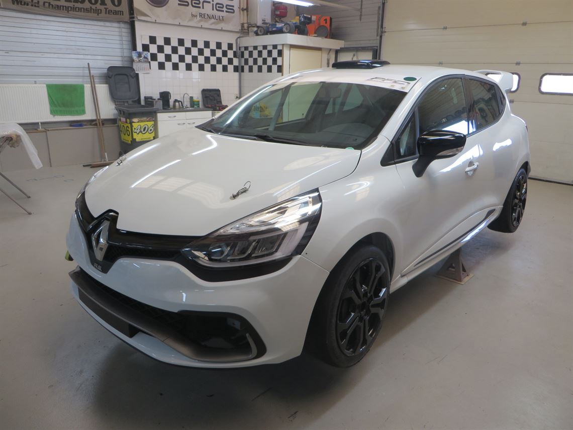 renault-clio-iv-cup-2016