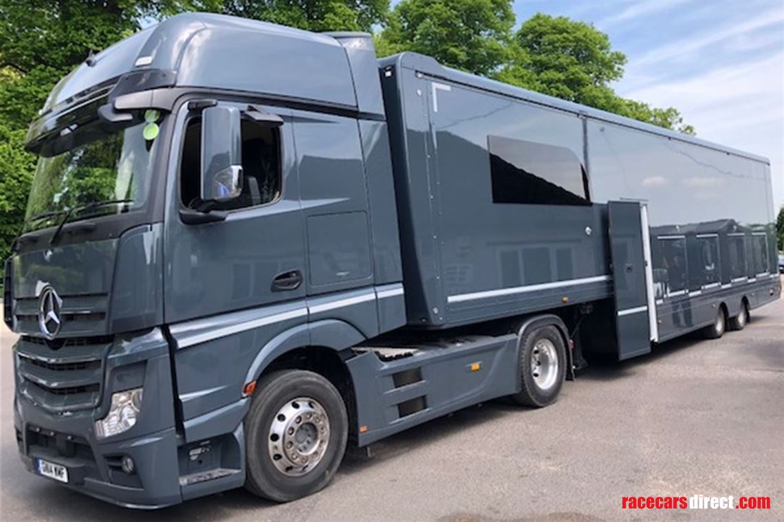 merc-actros-and-race-trailer-ex-williams-f1