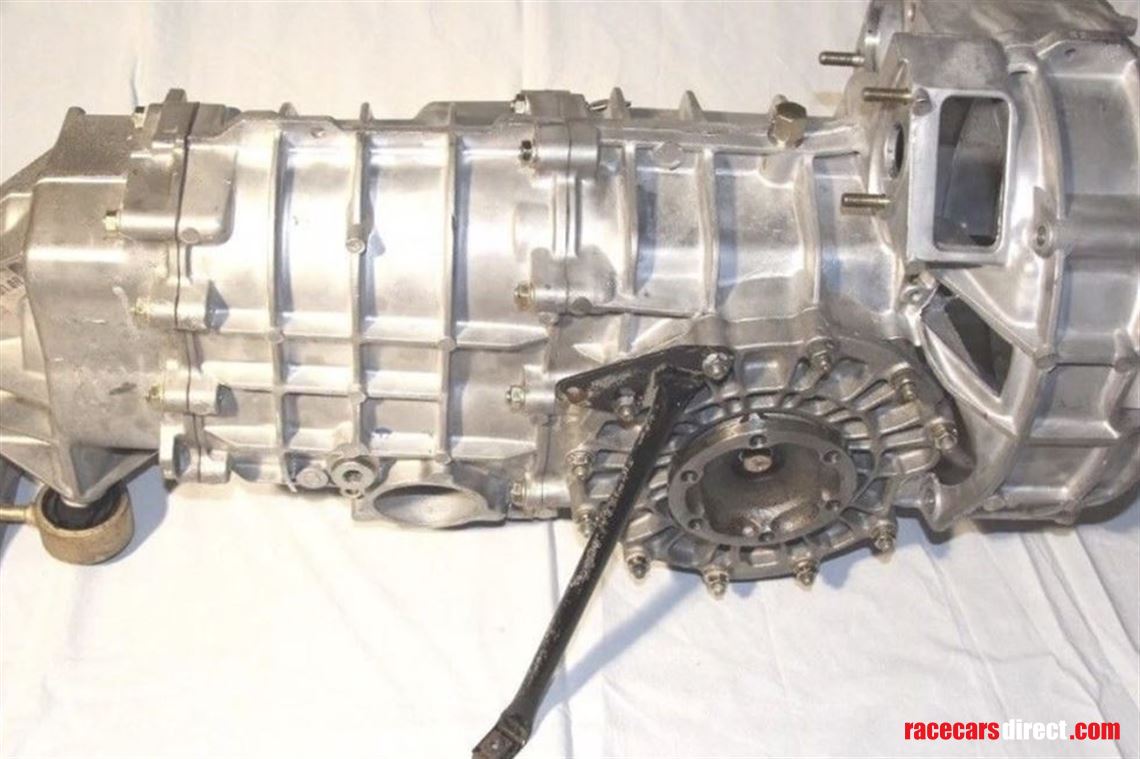 porsche-964-rs-engine-and-gearbox