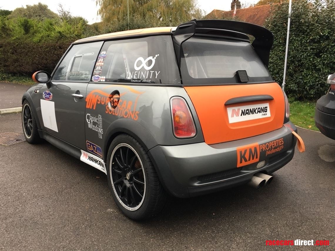 Racecarsdirect.com - BMW Mini Cooper S R53 with Daylight MOT.