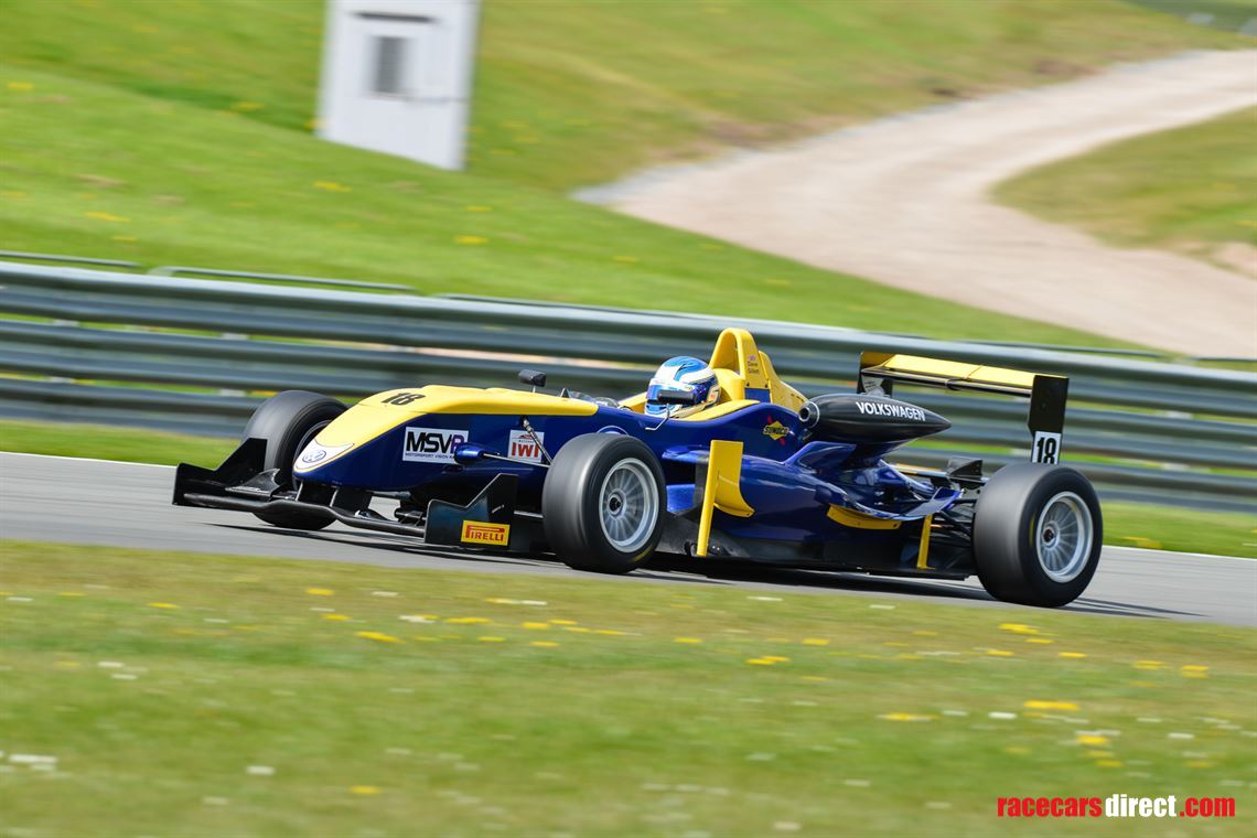 dallara-f30811