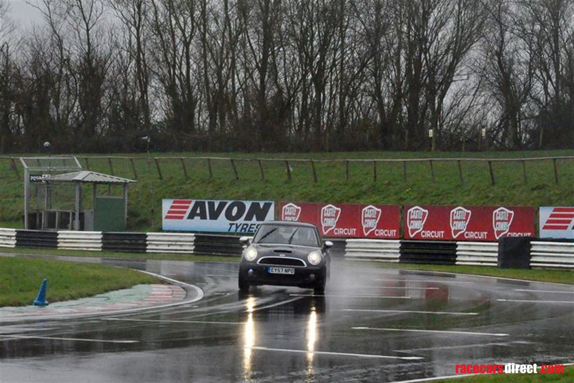 Track day at Castle Combe