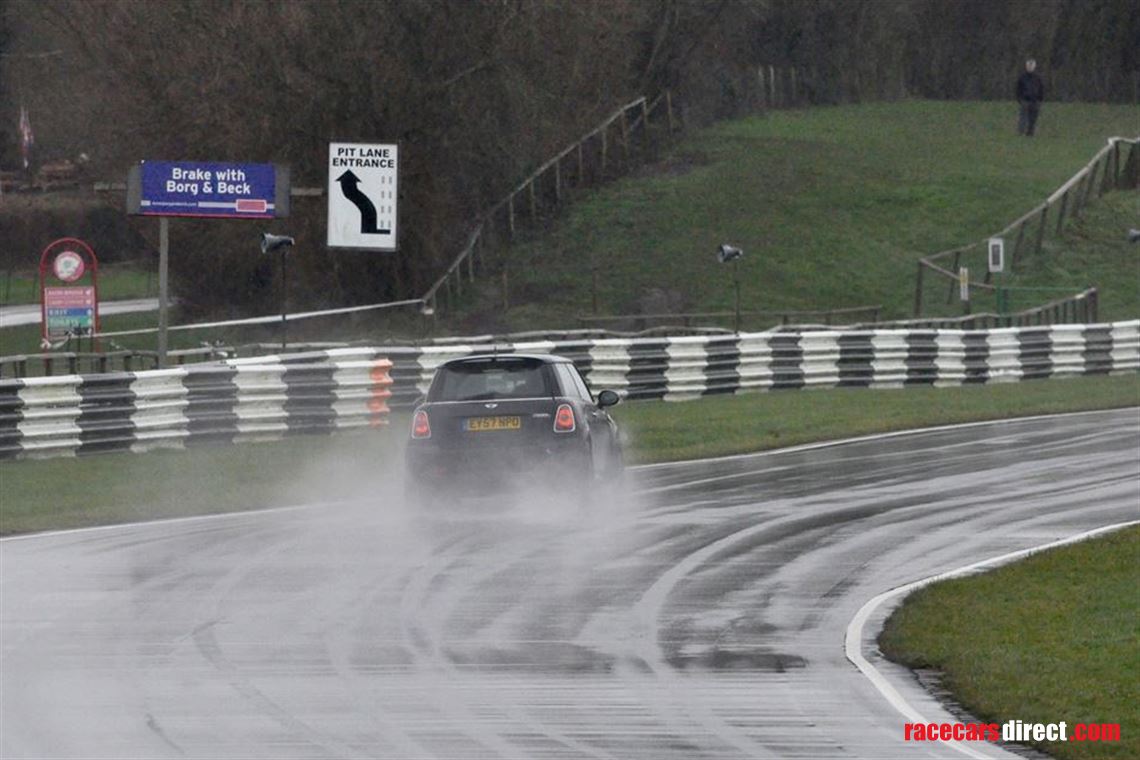 Track day at Castle Combe 2