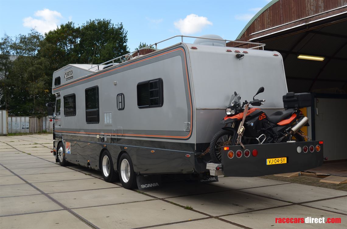 Racecarsdirect.com - 1990 Scania Motorhome and trailer