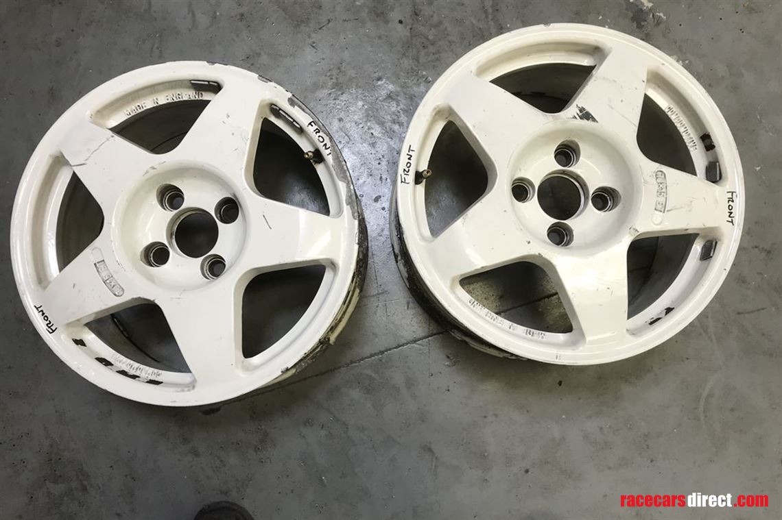 Racecarsdirect.com - 15” Compomotive wheels