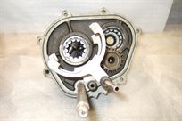 arrows-fa13-gearcase-and-misc-internals