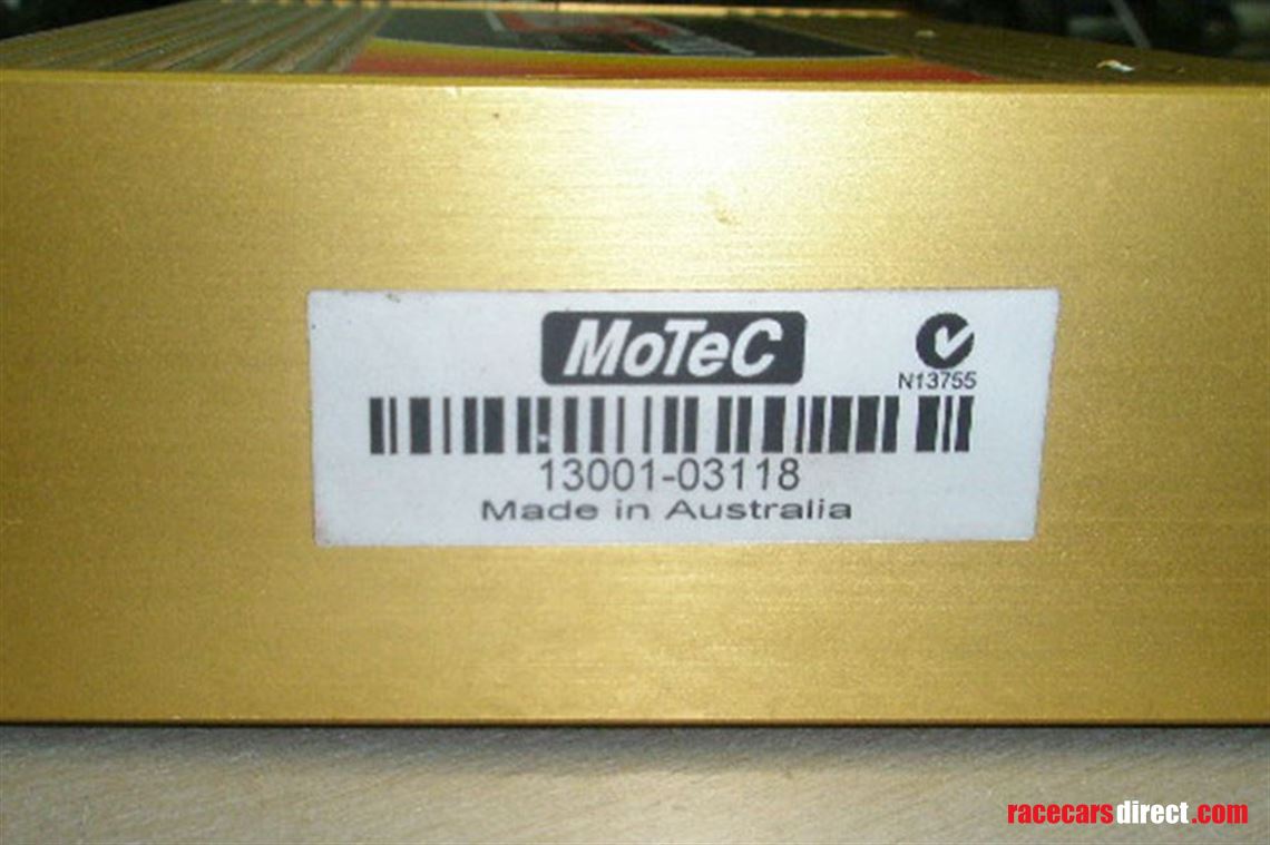 motec-m800