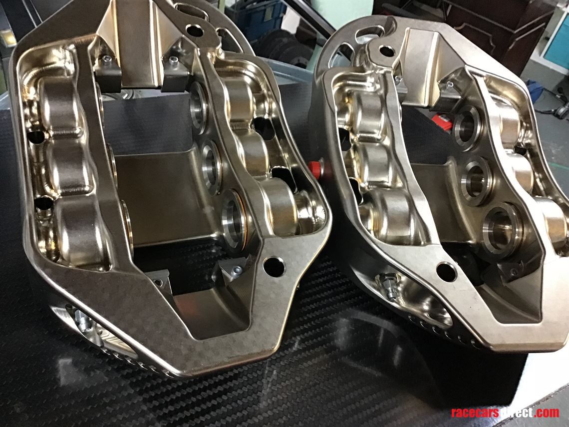 Nissan GTR LM Nismo LMP1 Calipers
