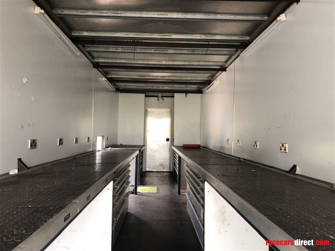 gt-touring-race-car-truck-unit-trailer