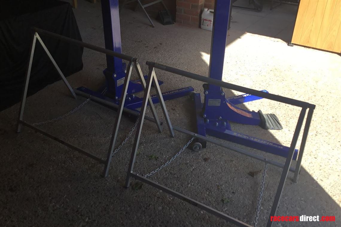 Racecarsdirect.com - CHASSIS RACING STANDS