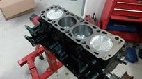 yb-cosworth-engine-572bhp-700nm-for-sale