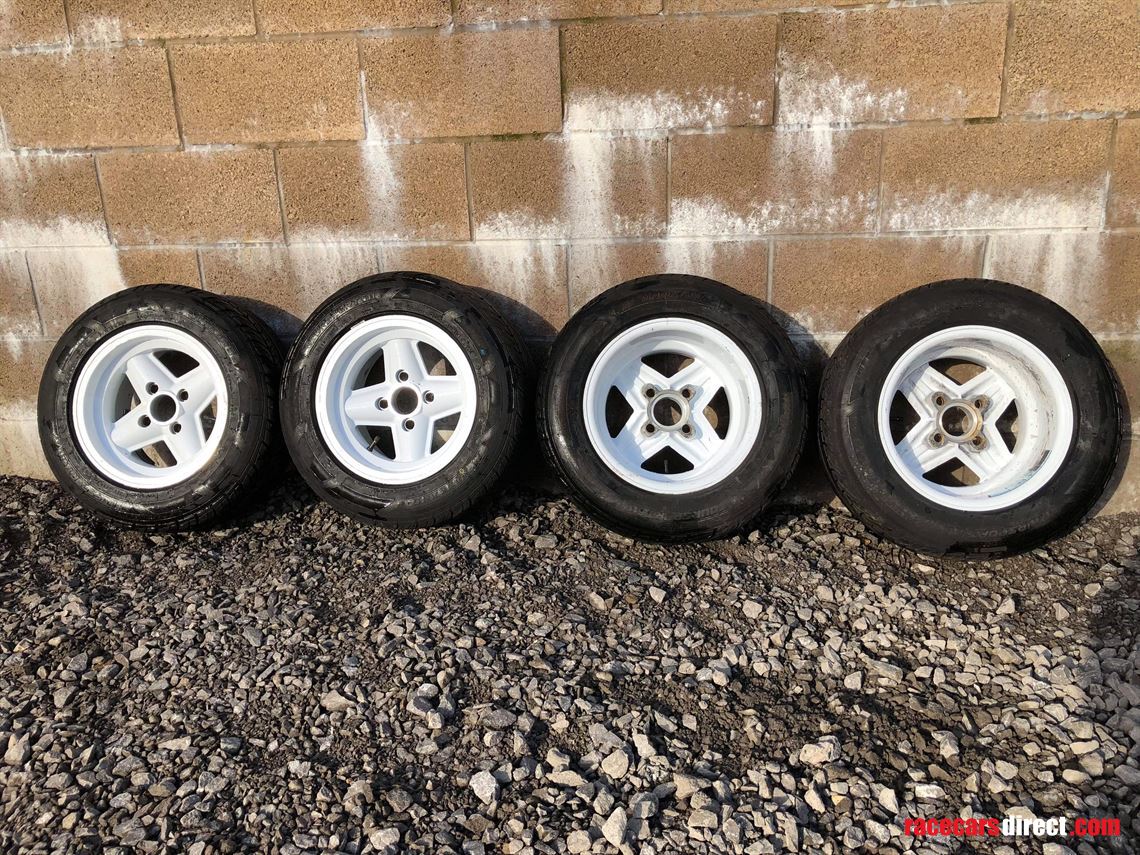 ford-group-1-revolution-style-wheels