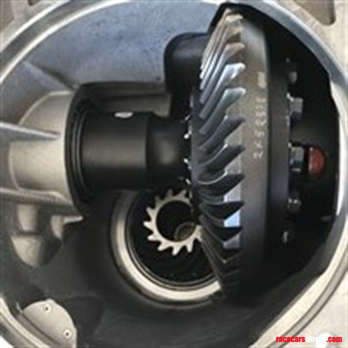 Racecarsdirect.com - DB9 Rear Diff/Auto with limited slip differential