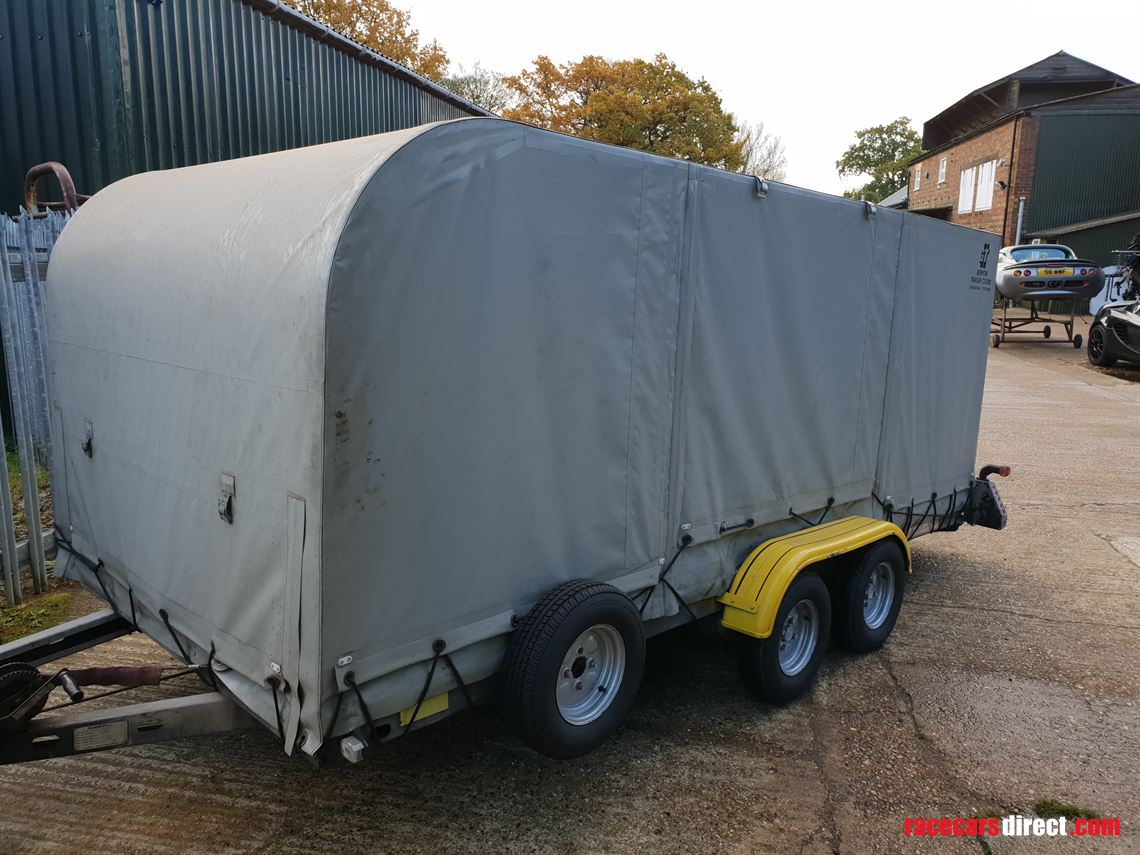 covered-car-transporter-trailer