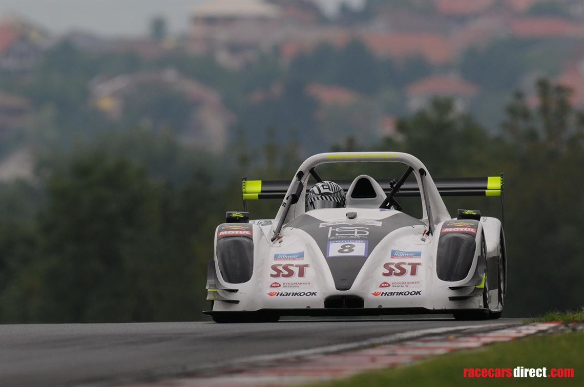 Racecarsdirect.com - Radical SR8 race car