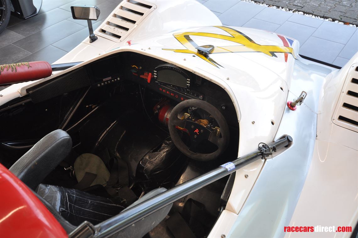 radical-sr8-lm-nordschleife-record-holder-on