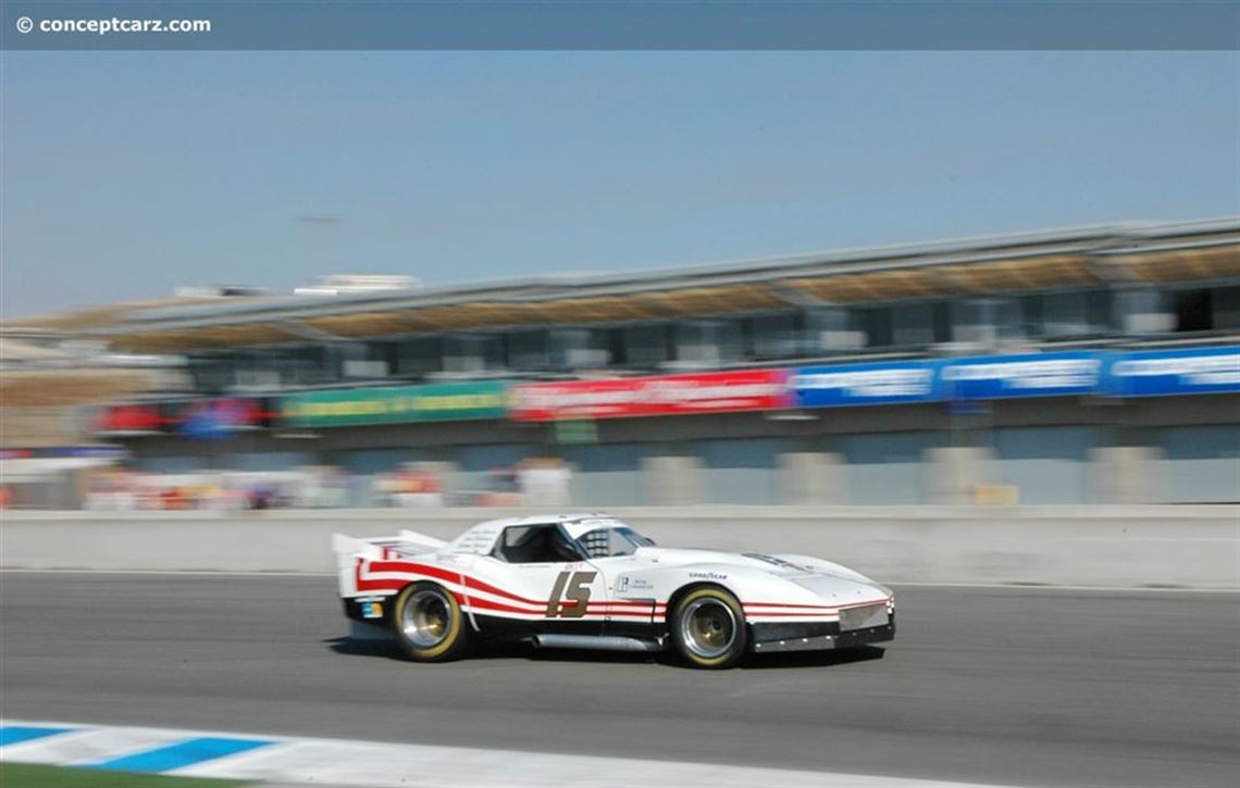 1976-corvette-imsa-history